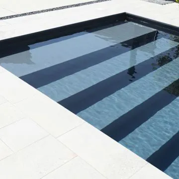 Scalini della piscina 