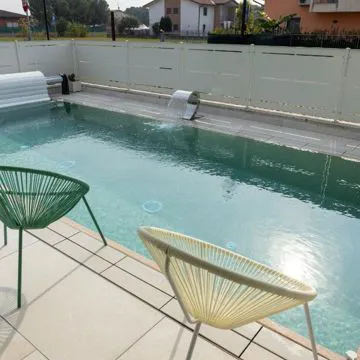piscina da rivista