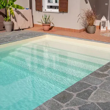 scala interna piscina