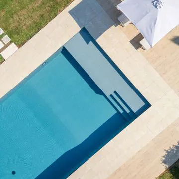 piscina di lusso
