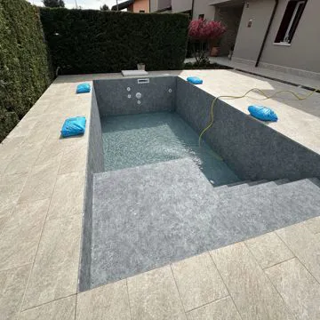 PISCINA INFINITY