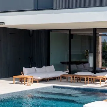 piscina moderna
